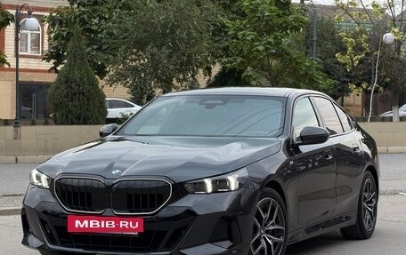 BMW 5 серия, 2024 год, 6 700 000 рублей, 6 фотография