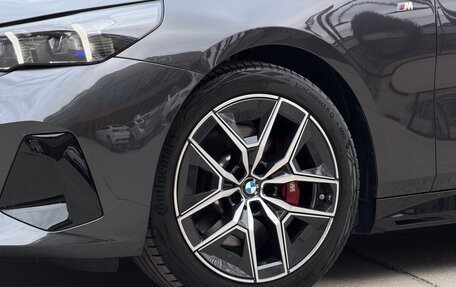 BMW 5 серия, 2024 год, 6 700 000 рублей, 18 фотография
