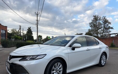 Toyota Camry, 2020 год, 2 700 000 рублей, 10 фотография