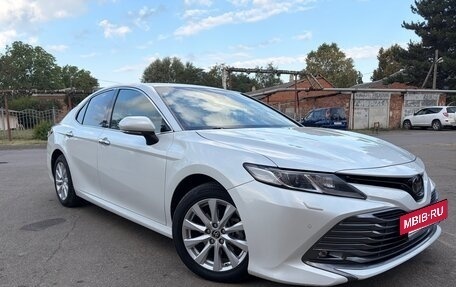 Toyota Camry, 2020 год, 2 700 000 рублей, 5 фотография