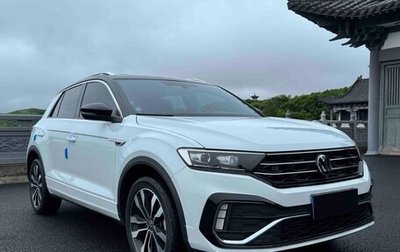 Volkswagen T-Roc I, 2023 год, 1 290 000 рублей, 1 фотография