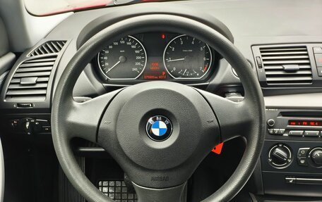BMW 1 серия, 2009 год, 1 098 000 рублей, 18 фотография