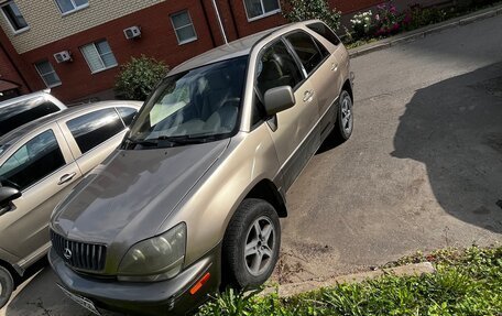Lexus RX IV рестайлинг, 1999 год, 465 000 рублей, 1 фотография