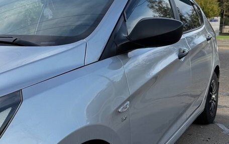 Hyundai Solaris II рестайлинг, 2012 год, 750 000 рублей, 3 фотография