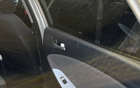 Hyundai Solaris II рестайлинг, 2012 год, 750 000 рублей, 8 фотография