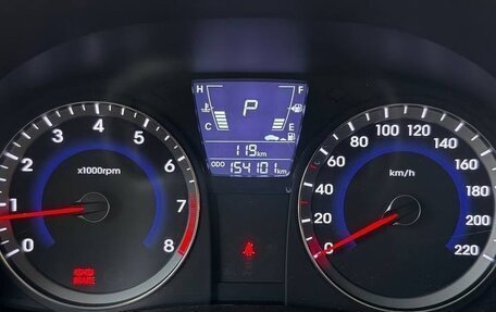 Hyundai Solaris II рестайлинг, 2012 год, 750 000 рублей, 19 фотография