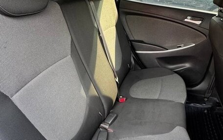 Hyundai Solaris II рестайлинг, 2012 год, 750 000 рублей, 14 фотография