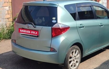 Toyota Ractis II, 2012 год, 780 000 рублей, 2 фотография