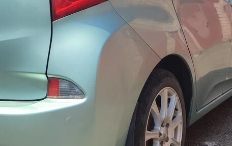 Toyota Ractis II, 2012 год, 780 000 рублей, 24 фотография