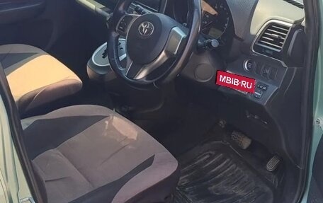 Toyota Ractis II, 2012 год, 780 000 рублей, 14 фотография