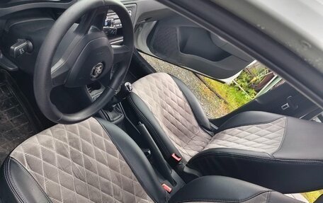 Skoda Rapid I, 2018 год, 1 400 000 рублей, 2 фотография
