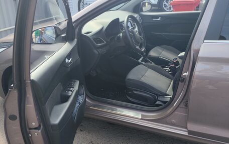 Hyundai Solaris II рестайлинг, 2018 год, 1 350 000 рублей, 17 фотография