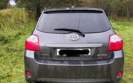 Toyota Auris II, 2010 год, 750 000 рублей, 3 фотография