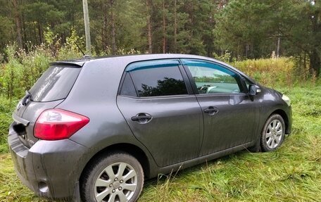 Toyota Auris II, 2010 год, 750 000 рублей, 4 фотография