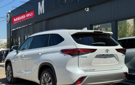 Toyota Highlander, 2026 год, 5 040 000 рублей, 11 фотография