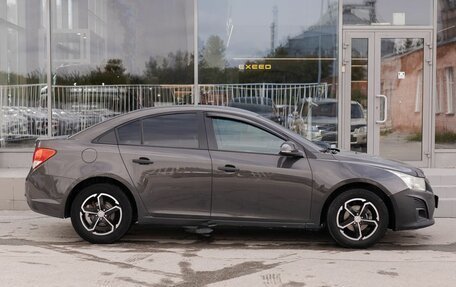 Chevrolet Cruze II, 2014 год, 700 000 рублей, 4 фотография