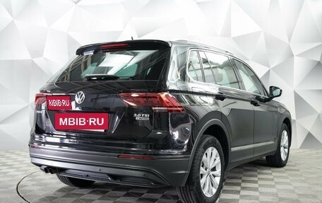 Volkswagen Tiguan II, 2017 год, 2 190 000 рублей, 3 фотография