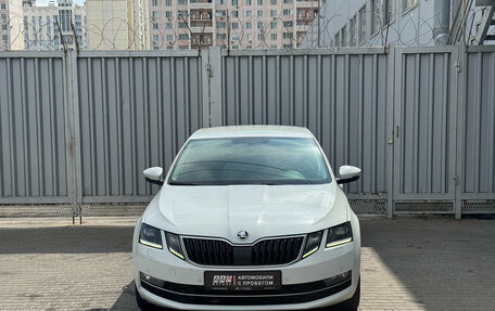 Skoda Octavia, 2017 год, 1 599 000 рублей, 8 фотография