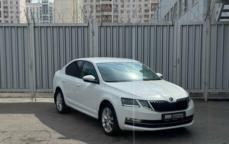 Skoda Octavia, 2017 год, 1 599 000 рублей, 7 фотография