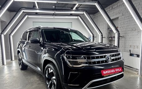 Volkswagen Teramont I, 2022 год, 4 090 000 рублей, 2 фотография