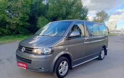 Volkswagen Caravelle T5, 2010 год, 1 800 000 рублей, 1 фотография