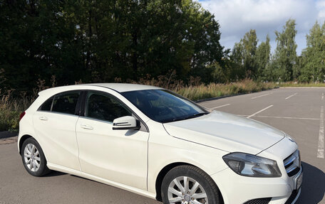 Mercedes-Benz A-Класс, 2015 год, 1 450 000 рублей, 5 фотография