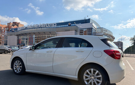 Mercedes-Benz A-Класс, 2015 год, 1 450 000 рублей, 10 фотография