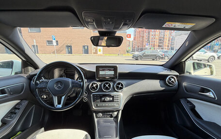 Mercedes-Benz A-Класс, 2015 год, 1 450 000 рублей, 12 фотография