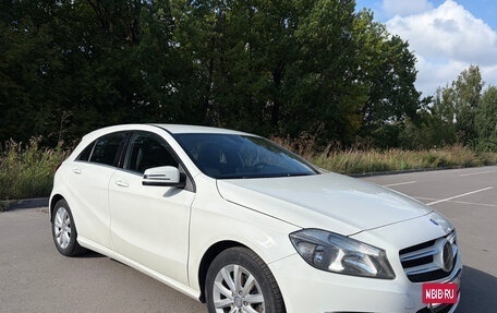 Mercedes-Benz A-Класс, 2015 год, 1 450 000 рублей, 11 фотография