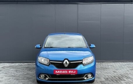 Renault Logan II, 2017 год, 925 000 рублей, 3 фотография