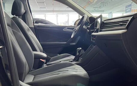 Volkswagen Tiguan II, 2023 год, 1 840 000 рублей, 15 фотография