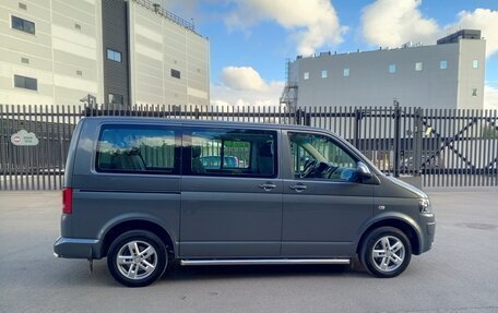 Volkswagen Caravelle T5, 2010 год, 1 800 000 рублей, 5 фотография