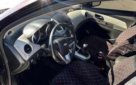 Chevrolet Cruze II, 2013 год, 820 000 рублей, 7 фотография