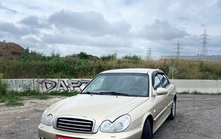 Hyundai Sonata IV рестайлинг, 2005 год, 530 000 рублей, 1 фотография
