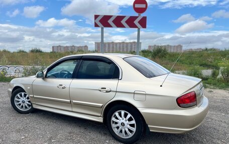 Hyundai Sonata IV рестайлинг, 2005 год, 530 000 рублей, 4 фотография