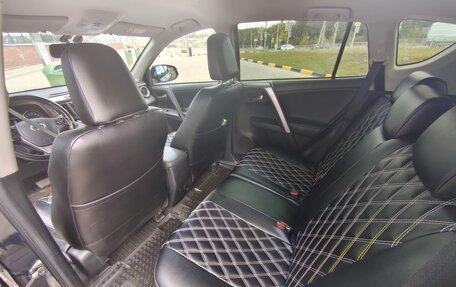 Toyota RAV4, 2018 год, 2 250 000 рублей, 9 фотография