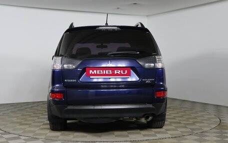 Mitsubishi Outlander III рестайлинг 3, 2011 год, 999 990 рублей, 6 фотография