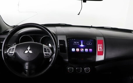 Mitsubishi Outlander III рестайлинг 3, 2011 год, 999 990 рублей, 13 фотография