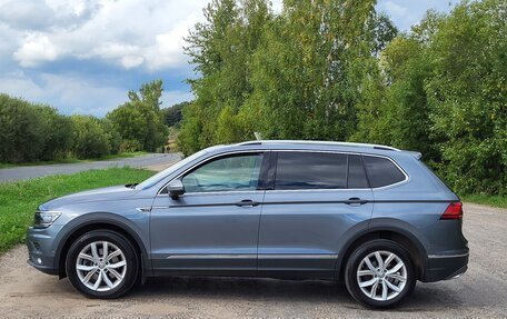 Volkswagen Tiguan II, 2019 год, 2 790 000 рублей, 4 фотография