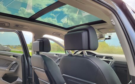 Volkswagen Tiguan II, 2019 год, 2 790 000 рублей, 15 фотография