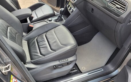 Volkswagen Tiguan II, 2019 год, 2 790 000 рублей, 18 фотография