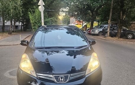 Honda Fit III, 2011 год, 910 000 рублей, 2 фотография