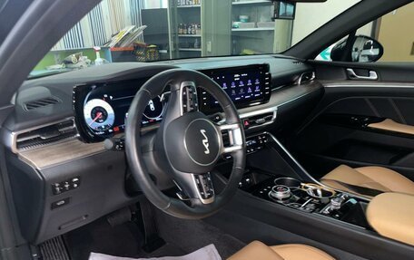 KIA K5, 2022 год, 3 570 000 рублей, 11 фотография
