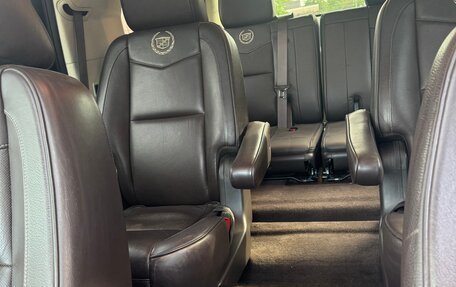 Cadillac Escalade III, 2011 год, 3 100 000 рублей, 5 фотография