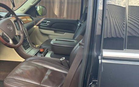 Cadillac Escalade III, 2011 год, 3 100 000 рублей, 8 фотография
