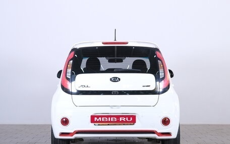 KIA Soul II рестайлинг, 2018 год, 1 599 000 рублей, 6 фотография