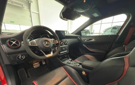 Mercedes-Benz A-Класс AMG, 2016 год, 2 700 000 рублей, 14 фотография