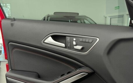 Mercedes-Benz A-Класс AMG, 2016 год, 2 700 000 рублей, 10 фотография