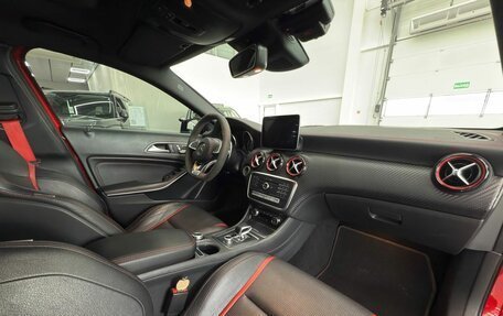 Mercedes-Benz A-Класс AMG, 2016 год, 2 700 000 рублей, 21 фотография