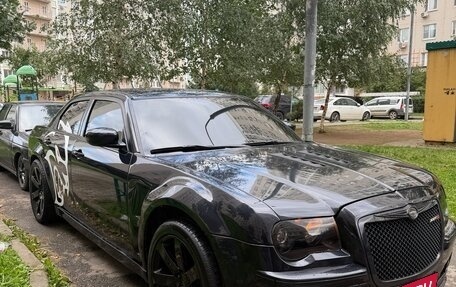 Chrysler 300C II, 2006 год, 1 750 000 рублей, 2 фотография
